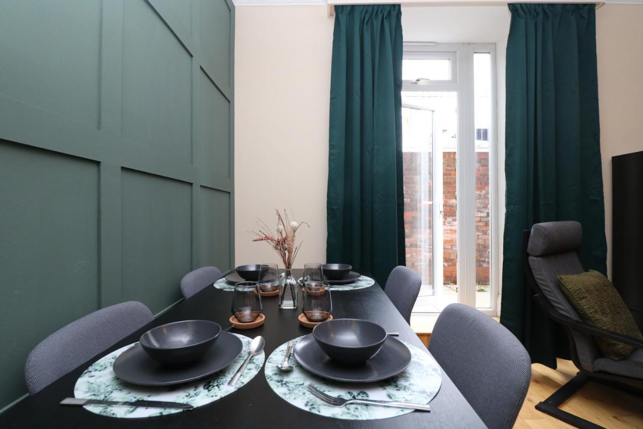 סנדרלנד Luxury Spacious 2 Bed Apartment Free Ample Parking מראה חיצוני תמונה
