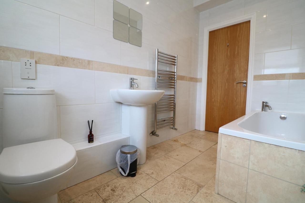 סנדרלנד Luxury Spacious 2 Bed Apartment Free Ample Parking מראה חיצוני תמונה