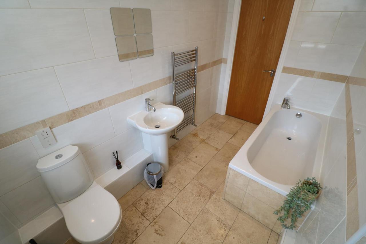 סנדרלנד Luxury Spacious 2 Bed Apartment Free Ample Parking מראה חיצוני תמונה